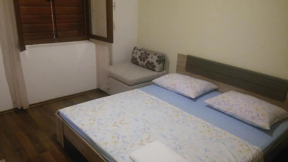 Apartment Dukic Sveti Filip i Jakov Exterior foto