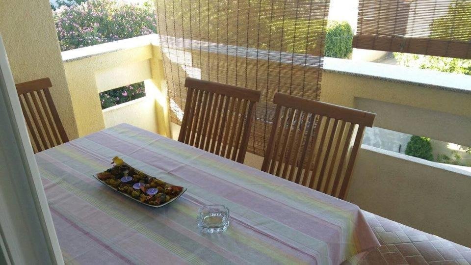 Apartment Dukic Sveti Filip i Jakov Exterior foto